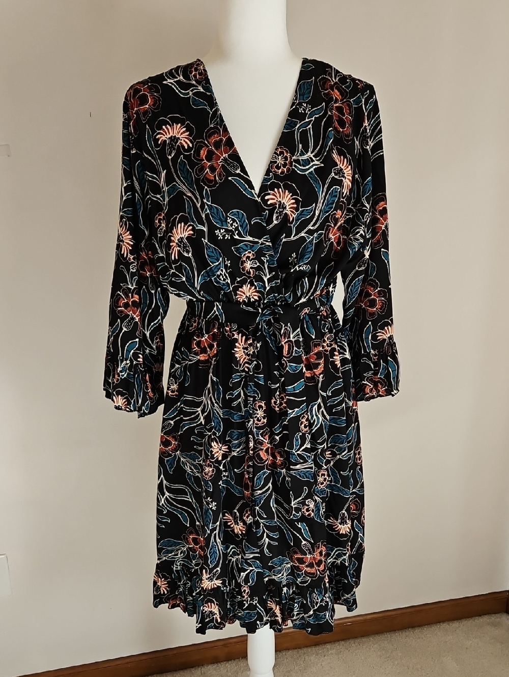 Made In Italy Dark Floral Surplice Midi Dress Ruffle Hems Boho Forest Fairy SZM